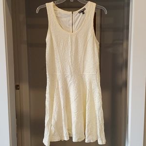 White/Light Cream Dress